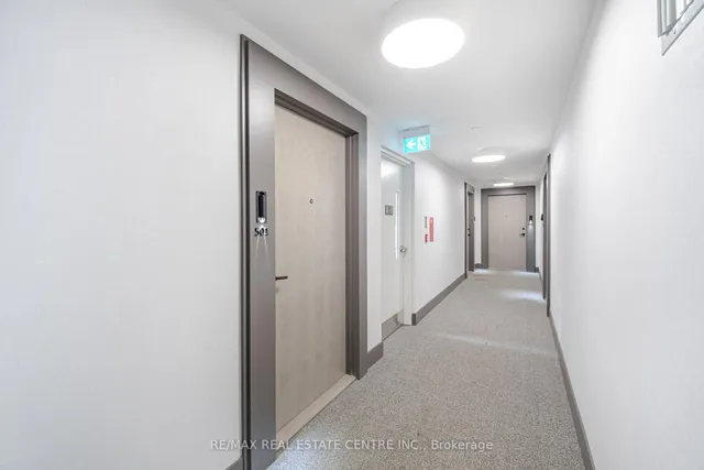 Additional image 5 of 130 River St Unit 501