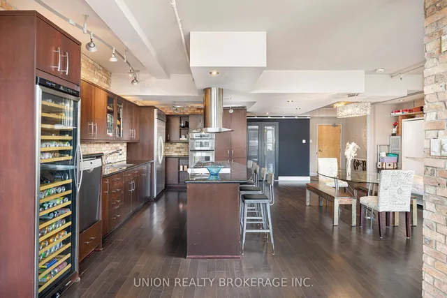 Additional image 10 of 1852 Queen St Unit 303