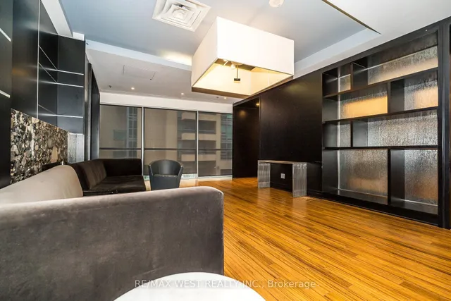 Additional image 33 of 100 Western Battery Rd Unit 1601