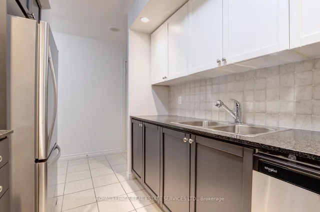 Additional image 11 of 5233 Dundas St Unit 1829