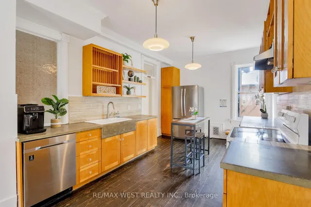 Additional image 25 of 17 Melbourne Ave