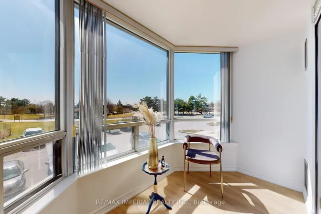 Additional image 20 of 330 Alton Towers Circ Unit 210