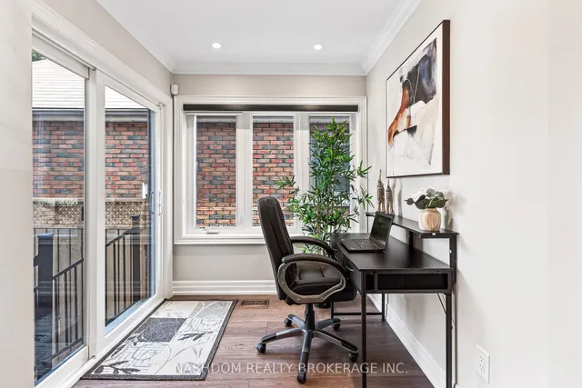 Additional image 13 of 87 Fallingbrook Rd