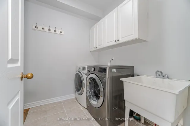 Additional image 17 of 69 Harbourtown Cres