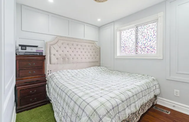 Additional image 31 of 7340 Sigsbee Dr