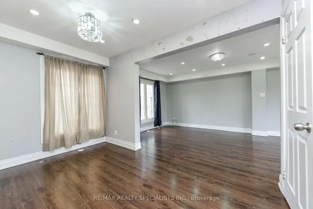 Additional image 10 of 5 Josephine Crt