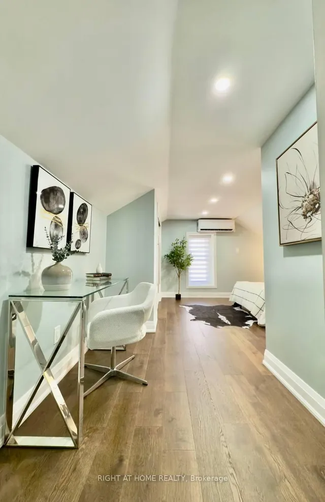 Additional image 30 of 23 Brock St