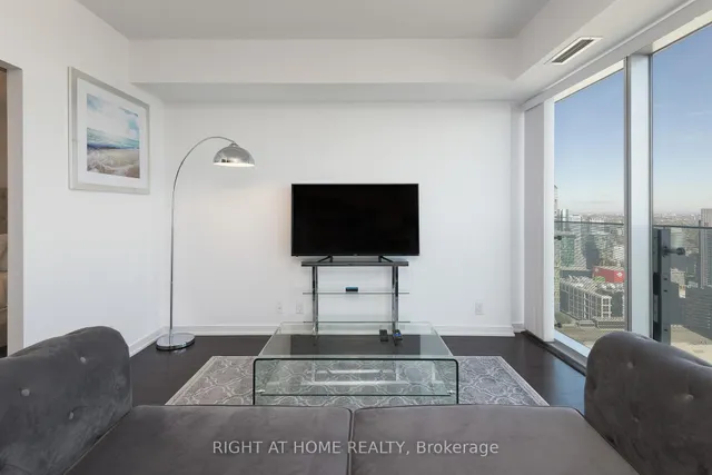 Additional image 8 of 12 York St Unit 4906