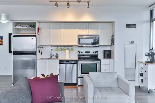 Additional image 17 of 103 The Queensway N/A Unit 1313