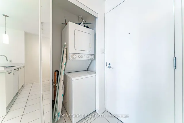 Additional image 8 of 38 Grenville St Unit 2701