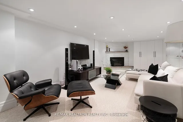 Additional image 36 of 181 Arlington Ave