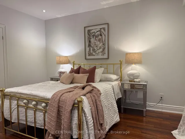 Additional image 26 of 298 Poyntz Ave