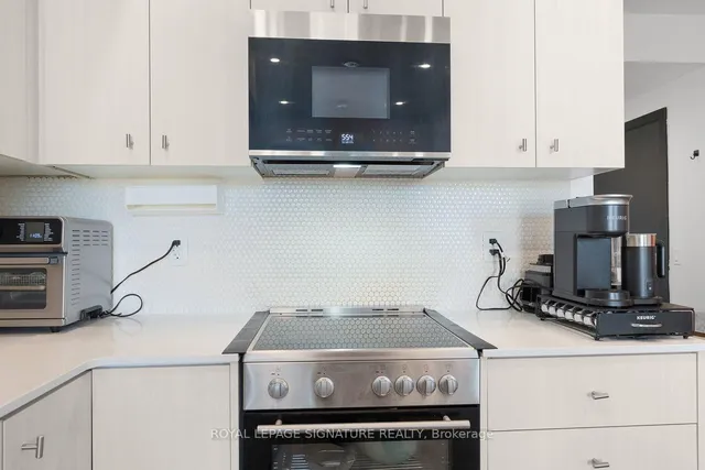 Additional image 23 of 5 Wellington St Unit 814