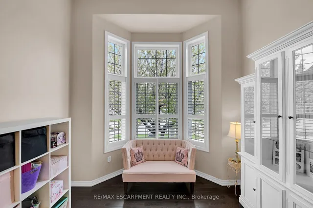 Additional image 25 of 56 Nanaimo Cres