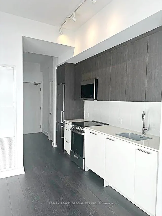 Additional image 10 of 215 Veterans Dr Unit 1202