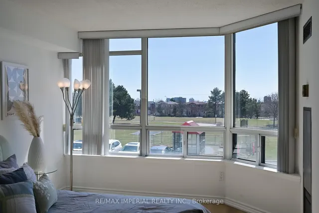 Additional image 19 of 330 Alton Towers Circ Unit 210