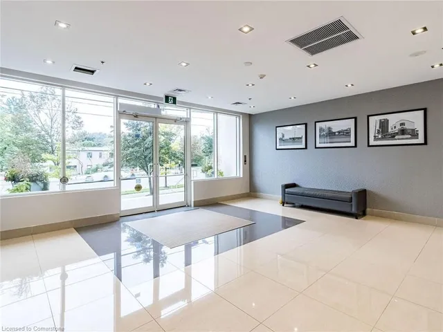 Additional image 5 of 3865 Lake Shore Blvd Unit 401