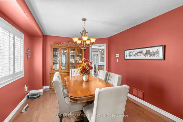 Additional image 9 of 28 Edgecroft Cres