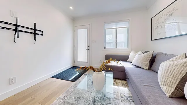 Additional image 10 of 92 Walpole Ave