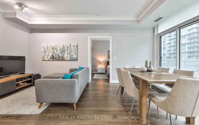 Additional image 5 of 199 Richmond St Unit 712