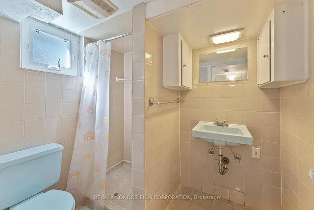 Additional image 27 of 219 King St