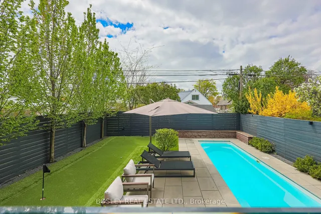 Additional image 34 of 38 Roblin Ave