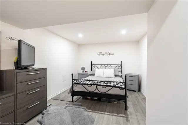 Additional image 23 of 222 Silverbirch Blvd