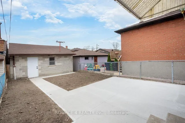 Additional image 24 of 199 Earlscourt Ave