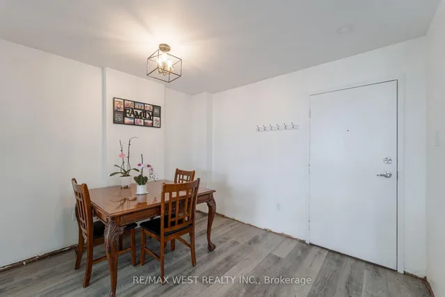 Additional image 5 of 1615 Bloor St Unit 1001