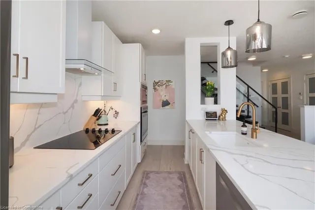 Additional image 15 of 112 Benton St Unit 710