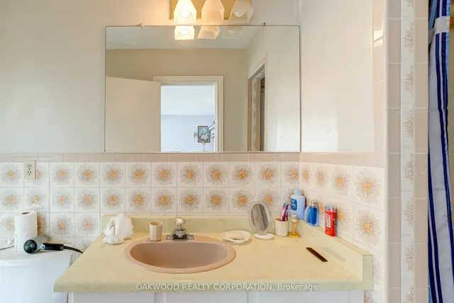 Additional image 33 of 74 WHITFIELD Ave