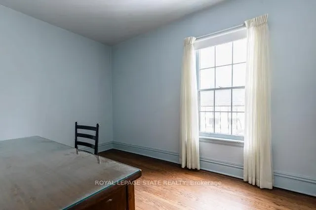 Additional image 29 of 142 Aberdeen Ave