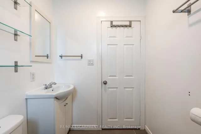 Additional image 19 of 170 Newlands Ave