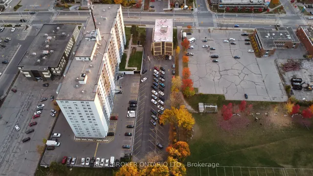 Additional image 3 of 824 King St