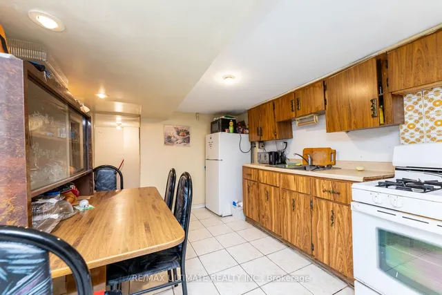 Additional image 27 of 33 Shannon St