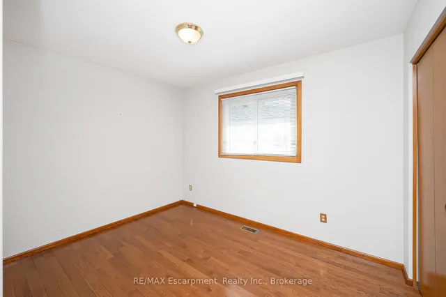 Additional image 15 of 249 Montmorency Dr