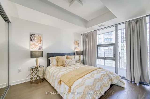 Additional image 21 of 11 Wellesley St Unit 909