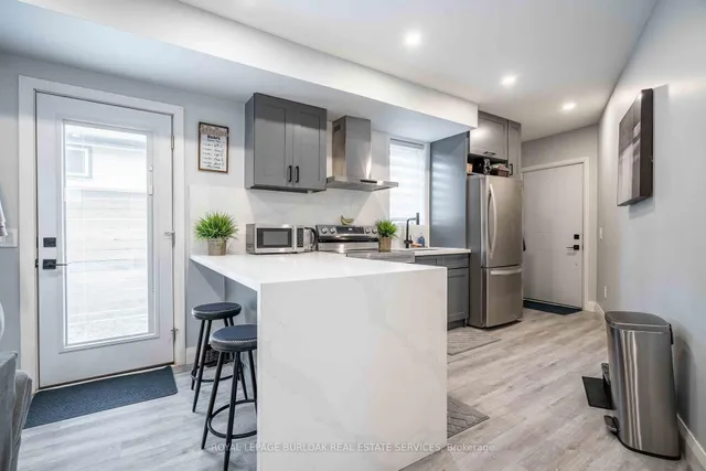 Additional image 34 of 8 Banff Dr