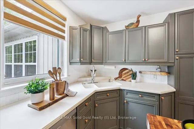 Additional image 18 of 16 Earl St