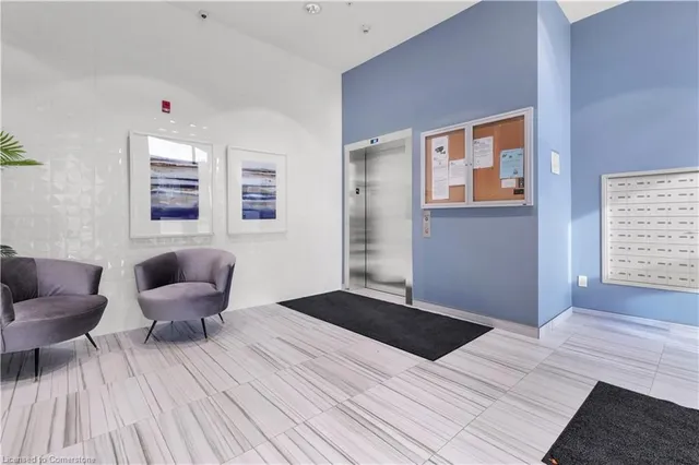 Additional image 9 of 195 Commonwealth St Unit 403