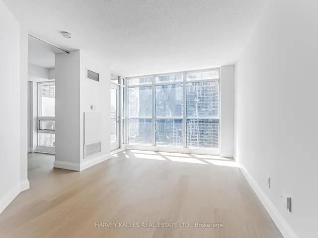 Additional image 9 of 18 Yonge St Unit 3013