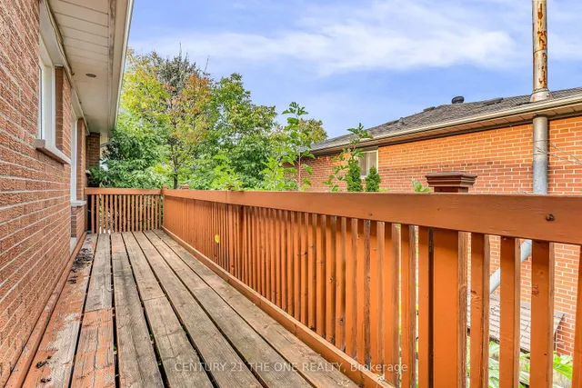 Additional image 40 of 225 Maxome Ave