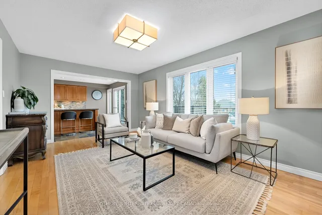 Additional image 27 of 1422 Summerhill Cres