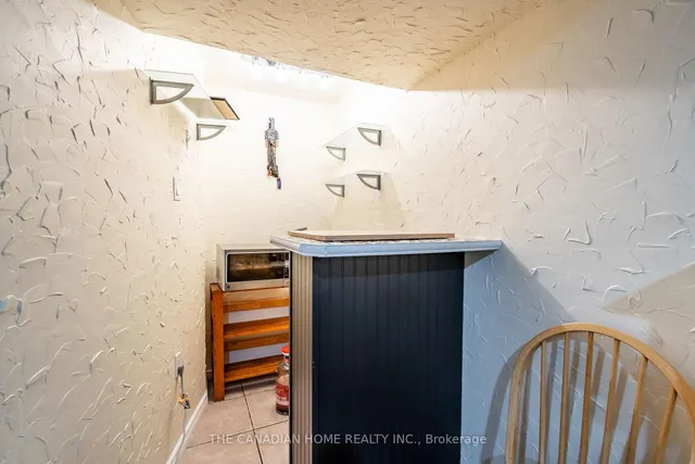 Additional image 44 of 1000 Upper Paradise Rd Unit 10