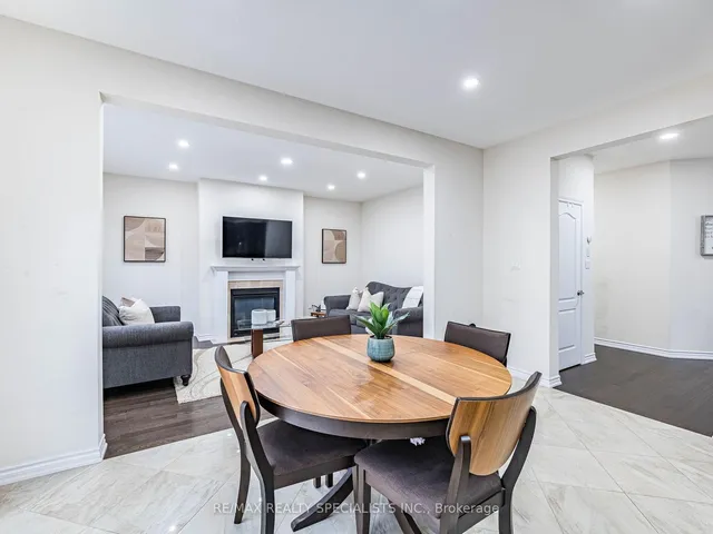 Additional image 16 of 23 Henry Moody Dr