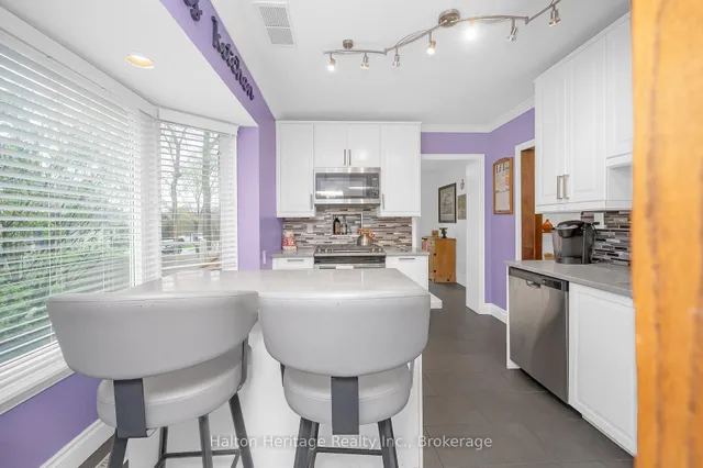 Additional image 10 of 230 Beach Blvd