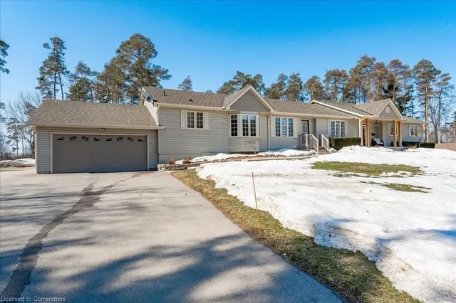 Additional image 2 of 4430 10 Sideroad