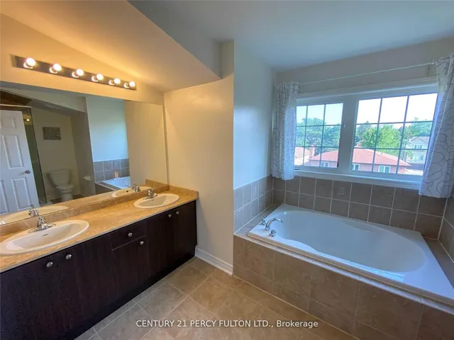 Additional image 14 of 169 Finch Ave Unit E