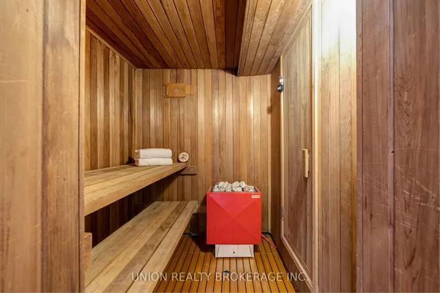 Additional image 19 of 366 Glen Manor Dr