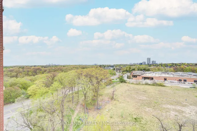 Additional image 35 of 1105 Leslie St Unit 1106